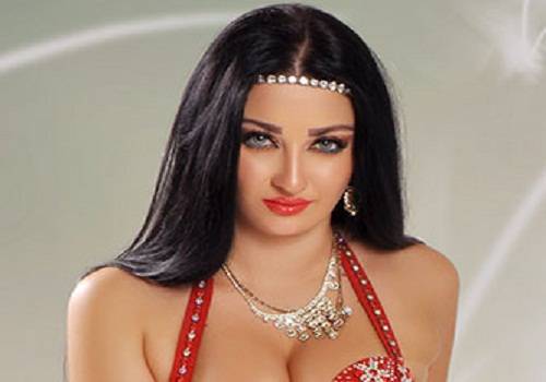 بالصور اصابة الراقصة صافيناز برجلها