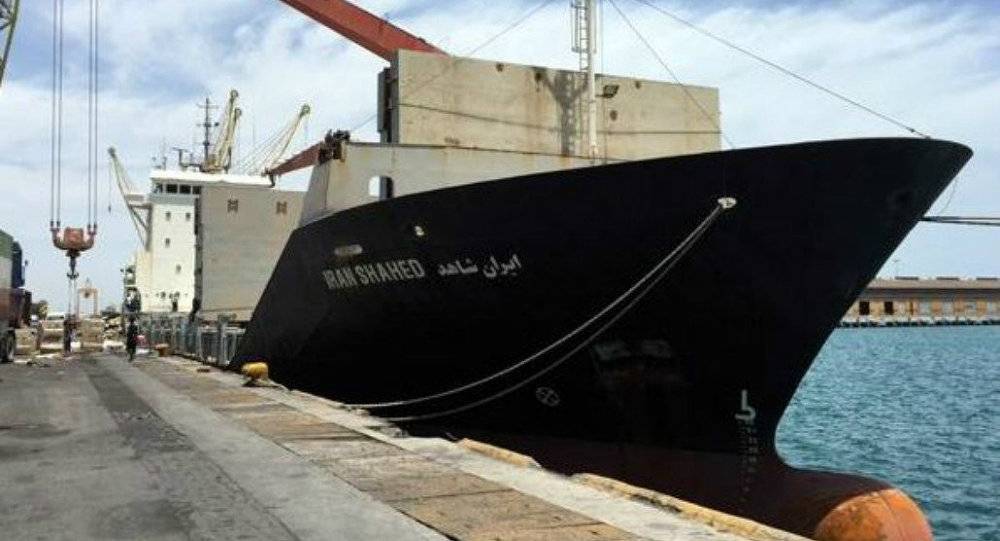 السعودية والبحرين تمنعان السفن الإيرانية من دخول موانئهما