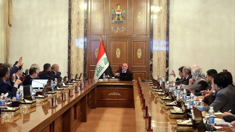 العبادي يدعو البرلمان العراقي إلى تغيير وزاري جوهري يضم شخصيات تكنوقراط