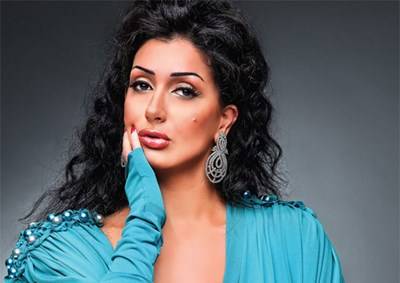 شاهد.. غادة عبدالرازق تكشف عن صورة نادرة لوالدتها الراحلة