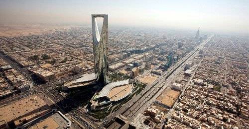 “القوات”: لا فيتو سعودياً على عون.. المملكة تحترم الخصوصيات اللبنانية