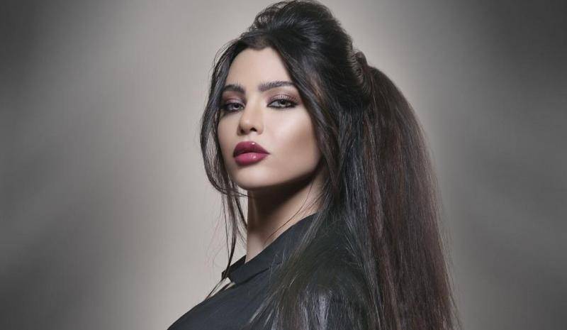 المشاجرة أدت الى تأجيل أغنيات قمر...