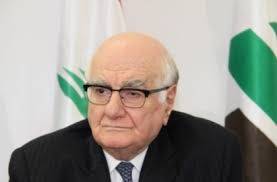 وزير الاعلام رمزي جريج اول الواصلين الى السرايا