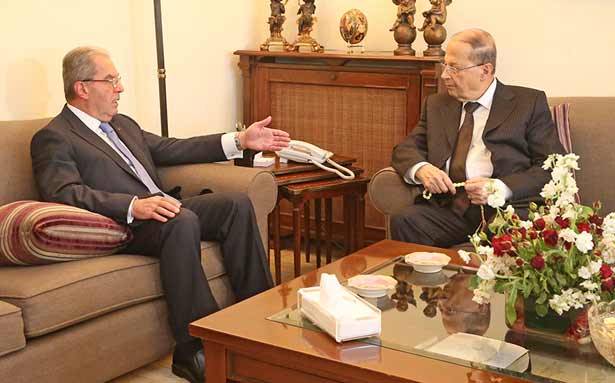 الخازن : عون يتفهّم موقف فرنجيه
ويرى حلولاً تبشر بالخير