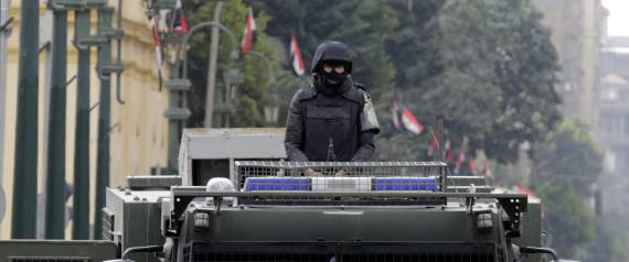 في مصر.. راتب أمين الشرطة أكبر من راتب الطبيب 4 أضعاف!