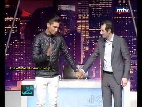 بالفيديو محمد عساف قلد اهل الخليل مع عادل كرم فردوا عليه بقسوة