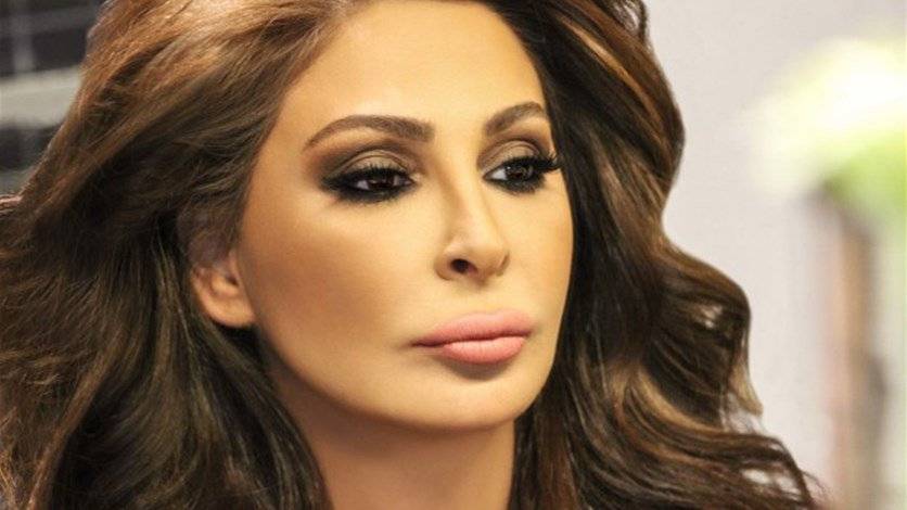 بالصورة: إليسا بثياب النوم!