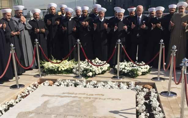 دريان زار ضريح الحريري
