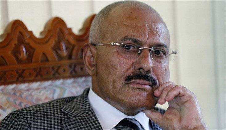 مفاجأة كبيرة من الرئيس اليمني السابق للسعودية