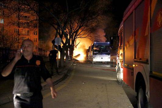 28 قتيلا و61 جريحا بليلة دامية في تركيا والاتهامات موزعة بين الاكراد وداعش