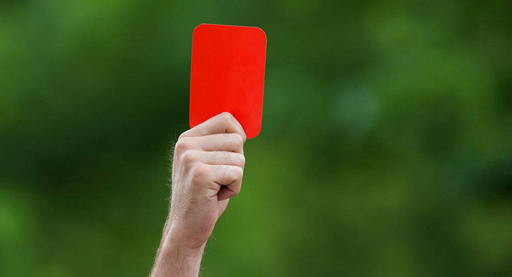 بسبب بطاقة حمراء... لاعب كرة قدم أرجنتيني يقتل الحكم بالرصاص