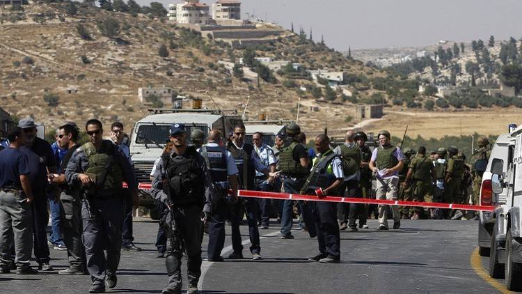 إصابة فلسطينيين اثنين بنيران الجيش الإسرائيلي بزعم محاولة تنفيذ عملية طعن في الضفة الغربية