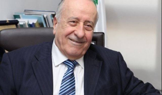 نقيب المحررين: نعد دراسة لحماية حقوق الزملاء