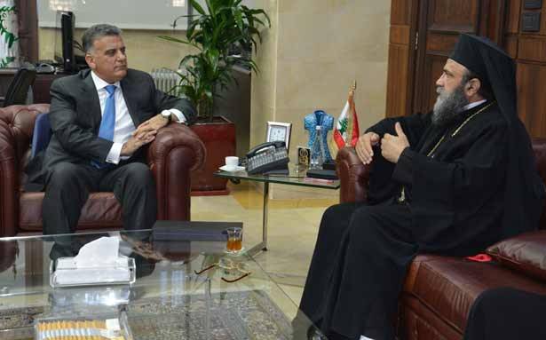 المطران منصور :  لكشف مصير
المطرانين وتحرير العسكريين