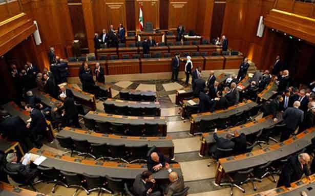 الحريري يحاول توفير النصاب في جلسة انتخاب الرئيس