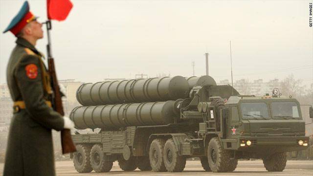 رويترز: موسكو سترسل إلى طهران الدفعة الأولى من منظومة صواريخ S-300 غدا الخميس
