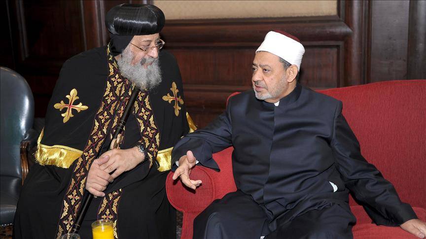 بعد سنوات من تجميد الحوار بينهما. شيخ الأزهر يتلقى دعوة لزيارة الفاتيكان