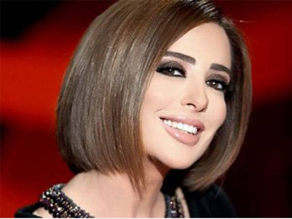 بالصورة- هل شاهدتم وفاء الكيلاني من دون مكياج؟