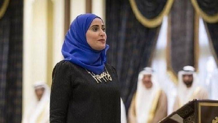 أول قرار لوزيرة السعادة الإماراتية!