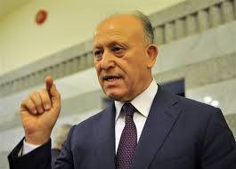 ريفي: لن نرضى أن يكون سماحة قديساً إضافياً