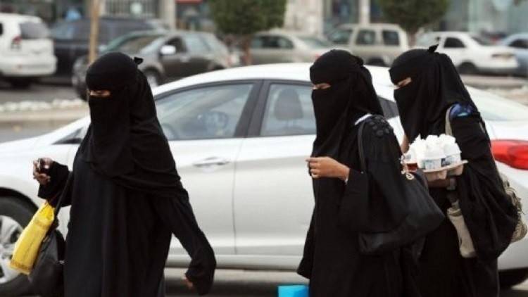 السعودية توقف المعتدين على فتاة 