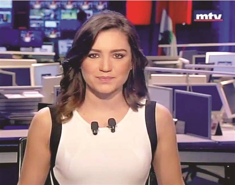 بالصورة.. مذيعة 
