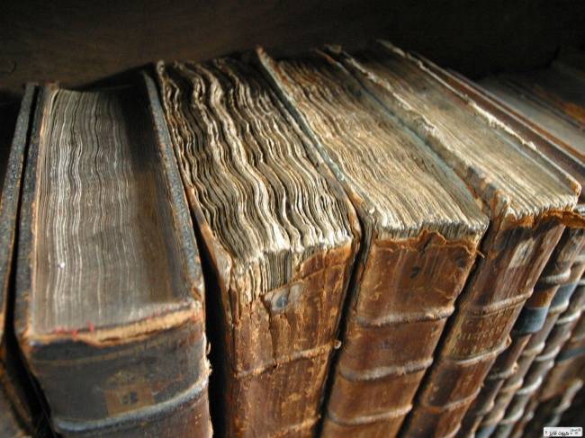 سر أخطر كتاب في العالم يقتل كل من يقرأه