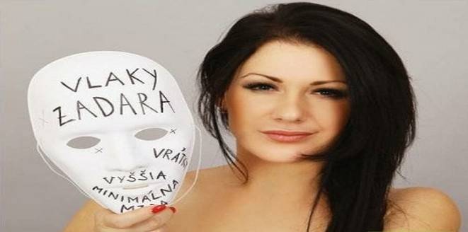 مرشحة سلوفاكية تتعرى بشكل غريب من أجل برنامجها الانتخابي