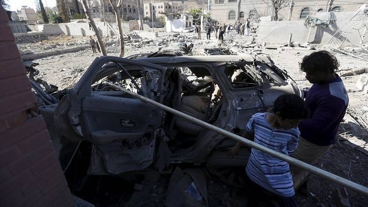 مقتل 30 مسلحا ومدنيا على الأقل في غارة جوية شرق صنعاء