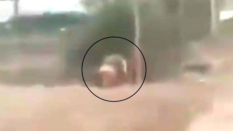 بالفيديو.. مقتل جندي عراقي أثناء تفكيكه عبوة ناسفة