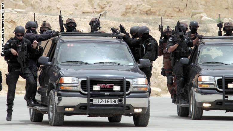 الأردن يعلن مقتل ضابط و4 مطلوبين في اشتباكات مع مجموعة مسلحة