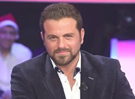 بماذا هدد يوسف الخال ؟