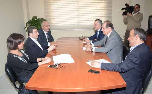 إجتماع بين «العمل» و«الصحّة» والضمان لتوسيع التغطية :
إتفاق على آلية لحصول المواطن على أدوية
الأمراض المستعصية ورفع التغطية 100%