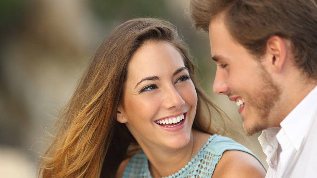 7 أمور إذا فعلتها الزوجة فإنّها ستجذب الزوج إليها أكثر دون مجهود