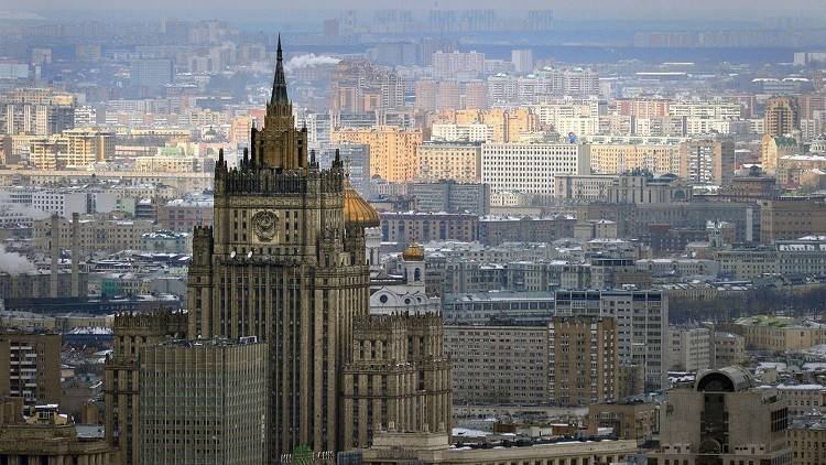 الخارجية: تمديد العقوبات الأمريكية يقوض التعاون مع روسيا