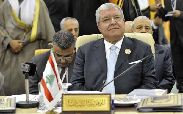 في كلمة أمام مجلس وزراء الداخليّة العرب
المشنوق : لا لاتهام اللبنانيّين جميعاً
بالخضوع للسياسة الإيرانيّة