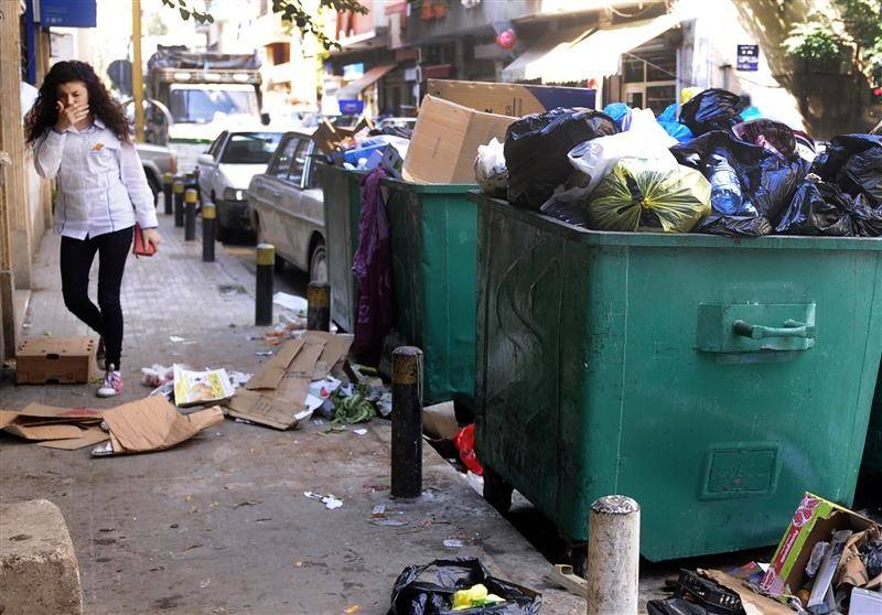 فيروس قاتل في لبنان.. فهل النفايات هي السبب؟