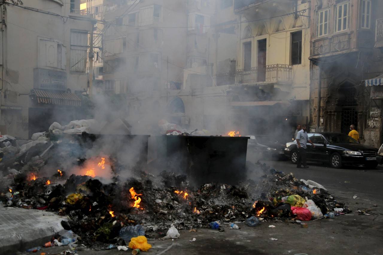 محضر ضبط لبلدية الكحالة لحرقها الدائم للنفايات