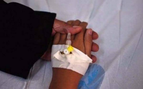 همس في أذن أمه “دعيني أنقذك”.. مات وأنقذها!
