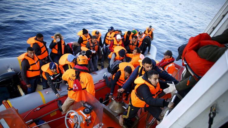مقتل 18 مهاجرا غرقا بتحطم قاربهم قبالة السواحل التركية