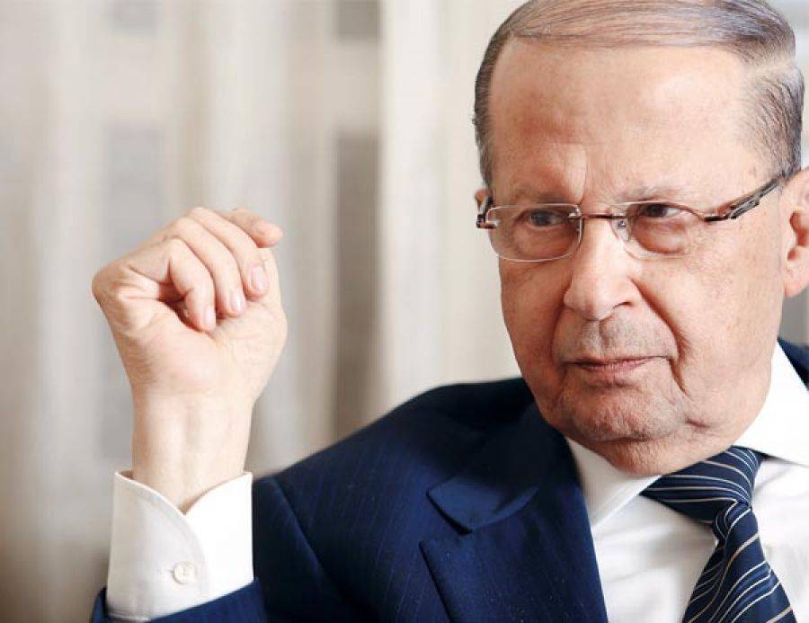 العماد عون في زيارة إلى روسيا
