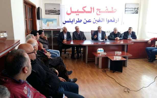 كشاف واحد في الجمارك يشرف على المعاملات
اجتماع في مرفأ طرابلس لرفع الغبن 
وإعلان الإضراب التحذيري يوم غد