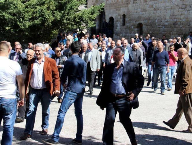 إرسلان جال في عاليه وقبرشمون والبساتين