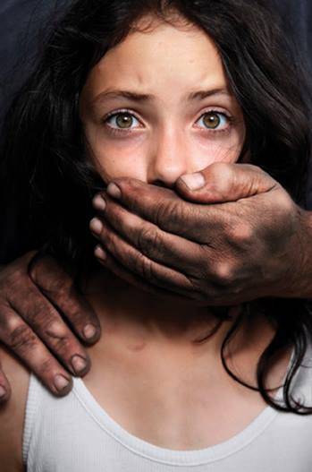 أحبَت في الثانية عشر من عمرها وتعرضت للاغتصاب 43 ألف و200 مرة