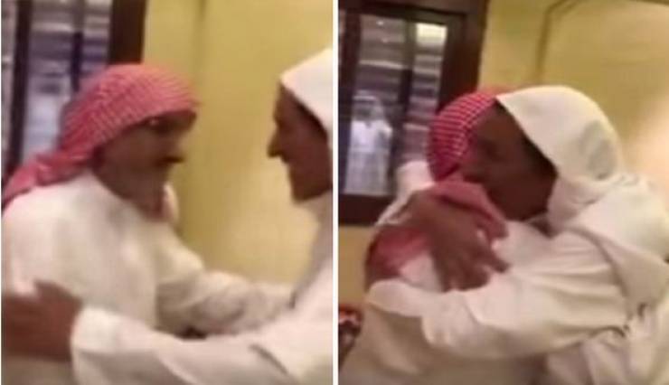 بالفيديو.. كلمة سِّر تجمع "صديقين مسنين" بعد 60 عامًا! فما كانت؟