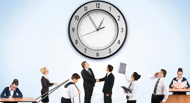 متى يبدأ العمل بالتوقيت الصيفي؟