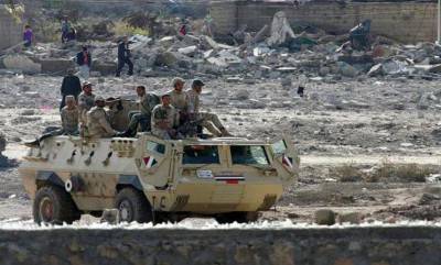مصر.. مقتل جنديين في تفجير بسيناء