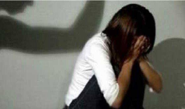 إبن الـ15 عامًا..قبل عرسي بيومين بييّ علّمني كيف إتزوج