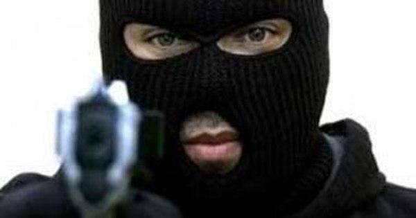 مجهولون اقتحموا فرنا في جزين حاملين العصي