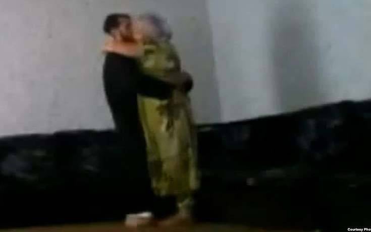 بالفيديو: سحرها بالشعوذة..ومارس معها الجنس